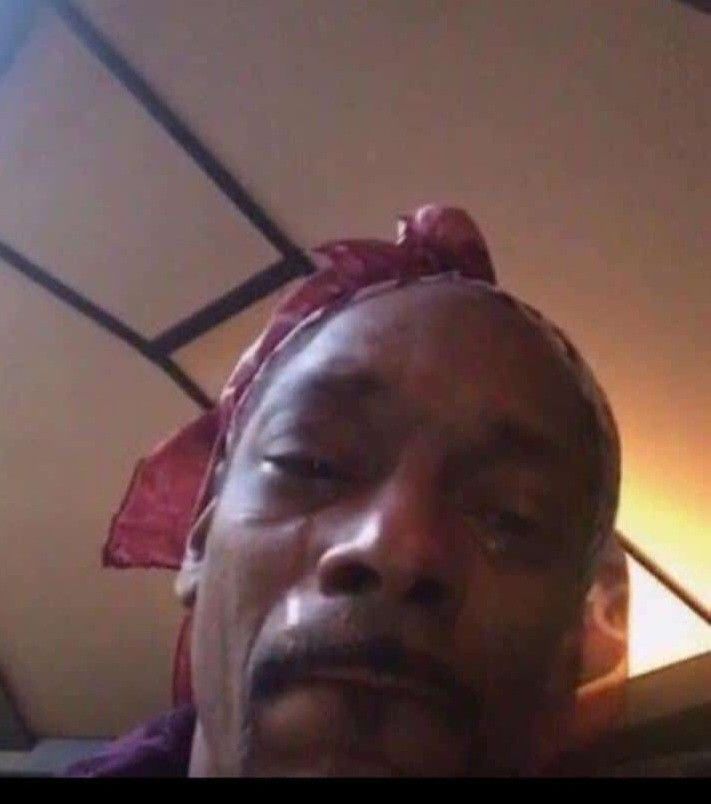Crying Snoop Dog Selfie meme template