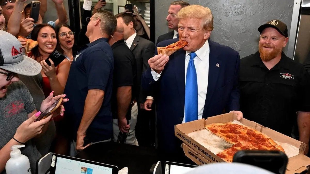 Trump Eating Pizza meme template