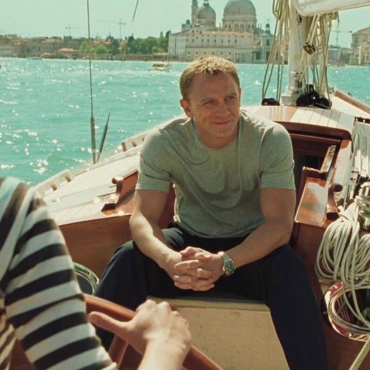 Unemployed James Bond meme template